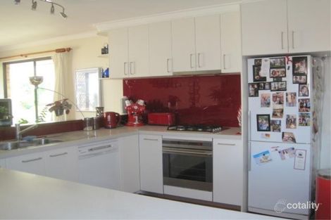 Property photo of 18 Carbridge Way Duncraig WA 6023