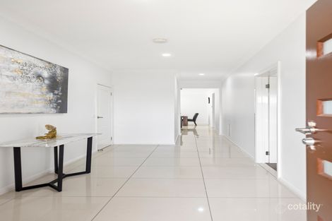 Property photo of 22 Leyana Crescent Brookfield VIC 3338