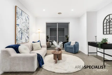 Property photo of 7 Lipizzan Way Clyde North VIC 3978