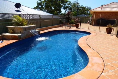 Property photo of 61 Golden Wattle Drive Ulladulla NSW 2539