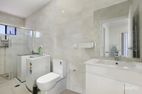 Property photo of 5 Gillen Close Bonnyrigg Heights NSW 2177