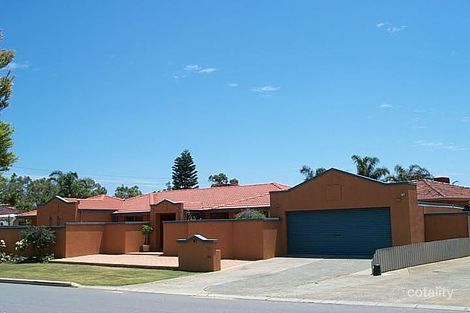 11 Grebe St, Stirling, WA 6021