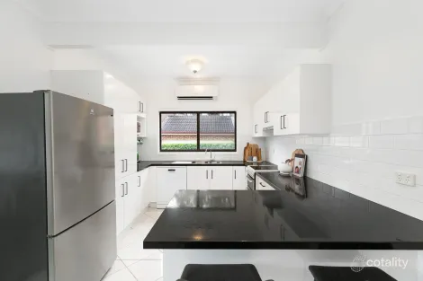 Property photo of 68 Anzac Avenue Engadine NSW 2233