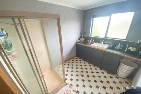 Property photo of 19 Lindsay Parade St Helens TAS 7216