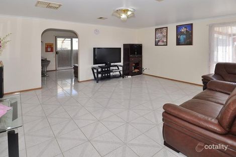Property photo of 2/50 Meadowbank Drive Sunshine North VIC 3020