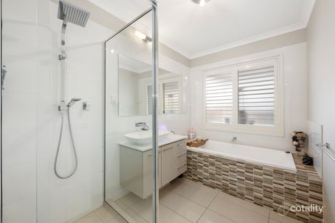 Property photo of 22 Eaglecrest Avenue Fraser Rise VIC 3336