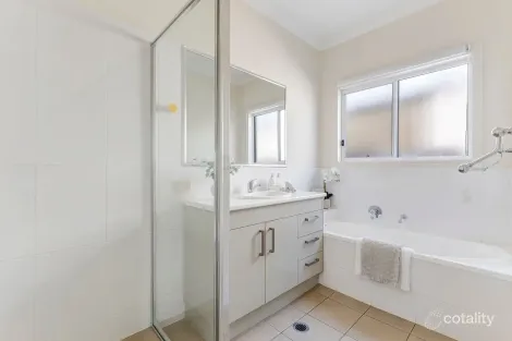 Property photo of 106 Girraween Drive Springfield Lakes QLD 4300