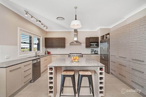 Property photo of 25 Arran Circuit Largs NSW 2320