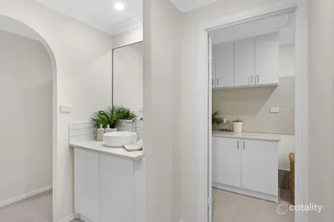 Property photo of 91 Glen Eagles Drive Robina QLD 4226