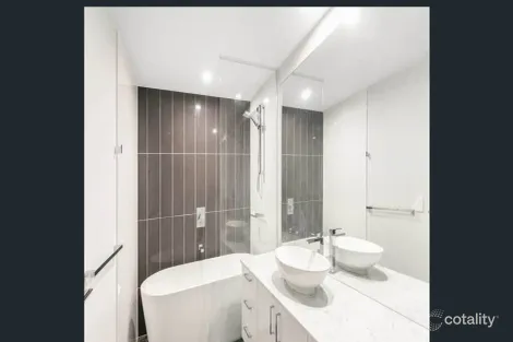 Property photo of 2606/5 Harbour Side Court Biggera Waters QLD 4216