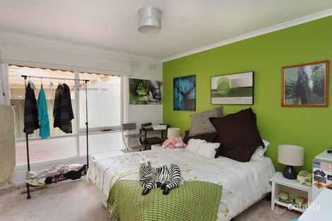 Property photo of 16 Moore Court Werribee VIC 3030
