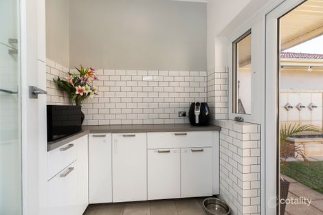 Property photo of 4 Warren Avenue Glenelg North SA 5045