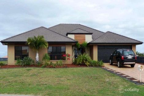 Property photo of 6 Janet Court Coral Cove QLD 4670