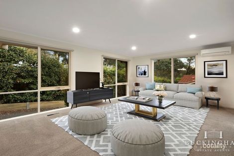 Property photo of 2/22 Nicholson Close Research VIC 3095