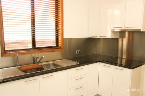 Property photo of 67 Kimbarra Close Kotara NSW 2289
