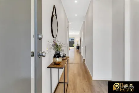 Property photo of 4 Clear Drive Tarneit VIC 3029