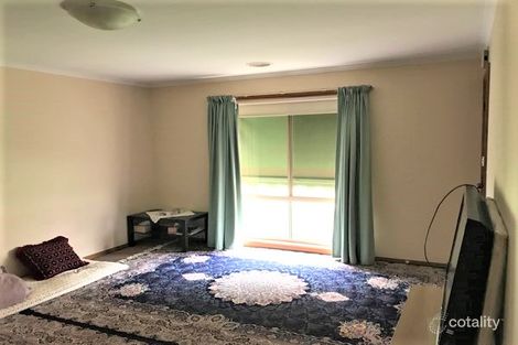 Property photo of 2/19 McCubbin Drive Shepparton VIC 3630