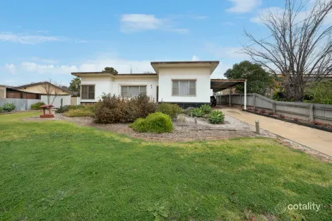 16 Hayes Hill Rd, Nyah, VIC 3594