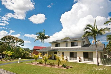 2 Dunvegan Pl, Carindale, QLD 4152