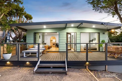 Property photo of 15 Twakurra Street Rye VIC 3941