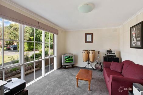 Property photo of 11 Harwick Close Ringwood VIC 3134