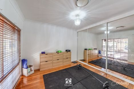 Property photo of 70 Chasselas Avenue Eschol Park NSW 2558