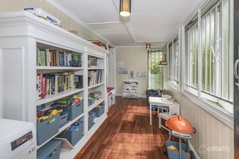 Property photo of 48 Farrant Street Stafford Heights QLD 4053