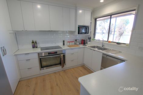 Property photo of 16 Sherwood Avenue Loxton North SA 5333