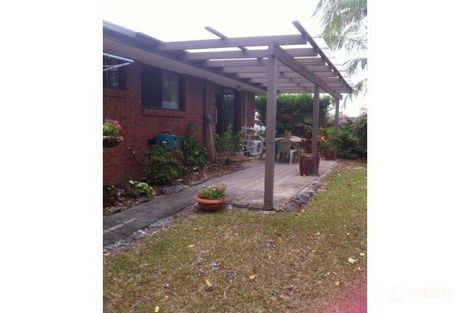 2/9 Callistemon Ct, Arundel, QLD 4214