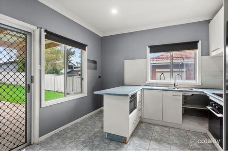 Property photo of 16 Strata Avenue Barrack Heights NSW 2528