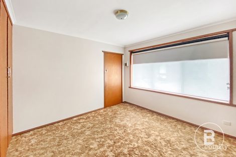 Property photo of 2/204 Leith Street Redan VIC 3350