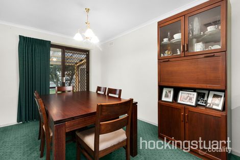 Property photo of 4 Eldan Drive Werribee VIC 3030