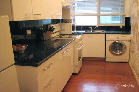 Property photo of 10/45A Ormond Esplanade Elwood VIC 3184