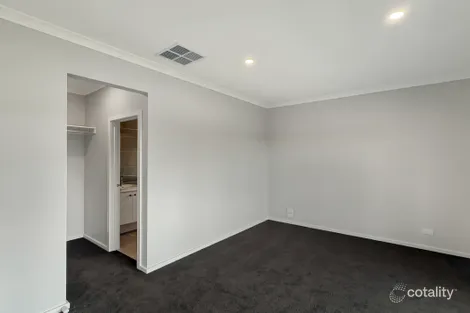 Property photo of 36 Logan Street Eynesbury VIC 3338