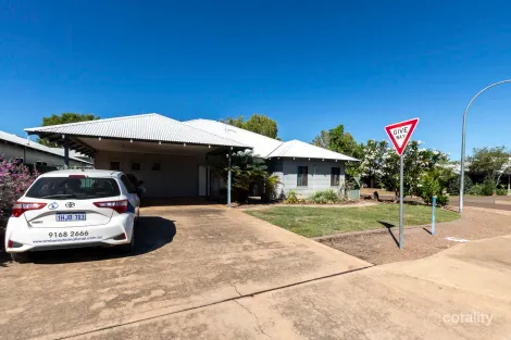 Property photo of 2 Tamarind Meander Kununurra WA 6743