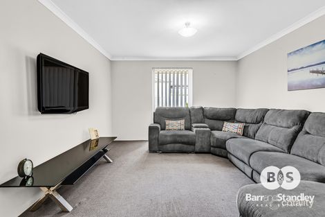 Property photo of 14 Wiroo Loop Dalyellup WA 6230