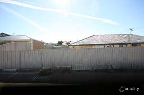 Property photo of 32 Holdfast Drive Sheidow Park SA 5158