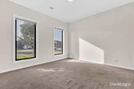 Property photo of 128 Wattletree Street Craigieburn VIC 3064