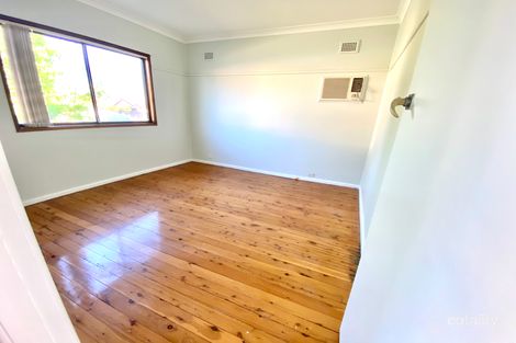 Property photo of 147 The Boulevarde Fairfield Heights NSW 2165