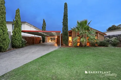Property photo of 170 Dandelion Drive Rowville VIC 3178