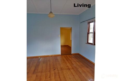 9 Jones St, Crows Nest, QLD 4355