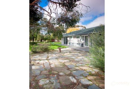 Property photo of 22 Waterfalls Road Mount Macedon VIC 3441