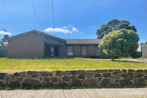 Property photo of 40 Rokewood Crescent Meadow Heights VIC 3048