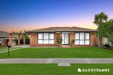 52 Dunvegan Dr, Kurunjang, VIC 3337