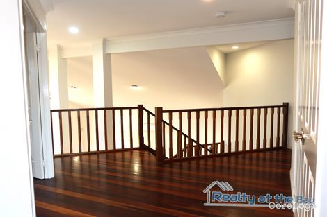 Property photo of 17 Tranquility Circuit Helensvale QLD 4212