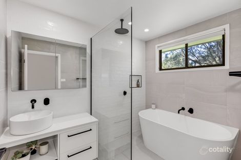 Property photo of 10 Clements Drive Avoca Beach NSW 2251