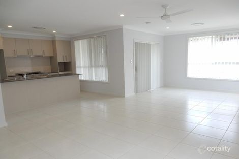 Property photo of 37 Arkley Avenue Claymore NSW 2559