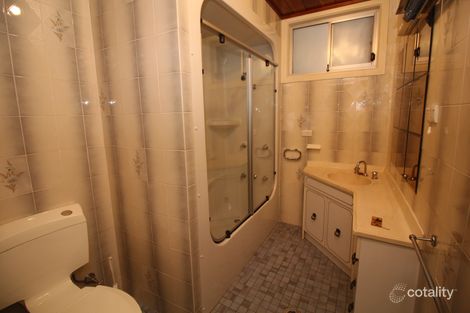 Property photo of 18 Yoolooma Street Griffith NSW 2680