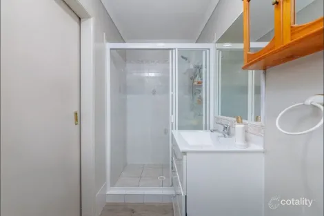 Property photo of 9 Faircloth Crescent Kensington QLD 4670