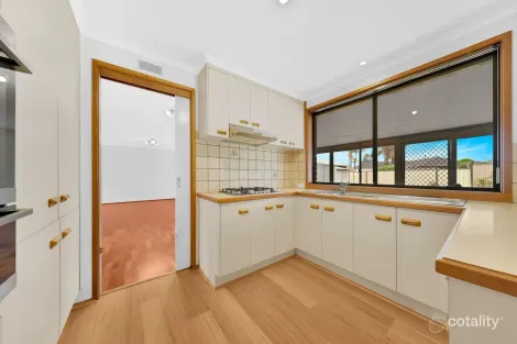 Property photo of 45 Meadow Glen Drive Epping VIC 3076